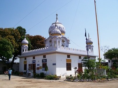 Gurdwara Sri Jhanda Sahib Padiala