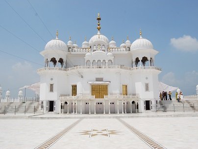 Takht Sri Keshgarh Sahib